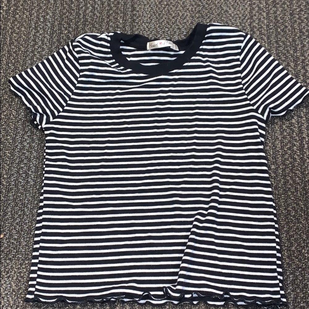 Hearts & hips black striped crop top